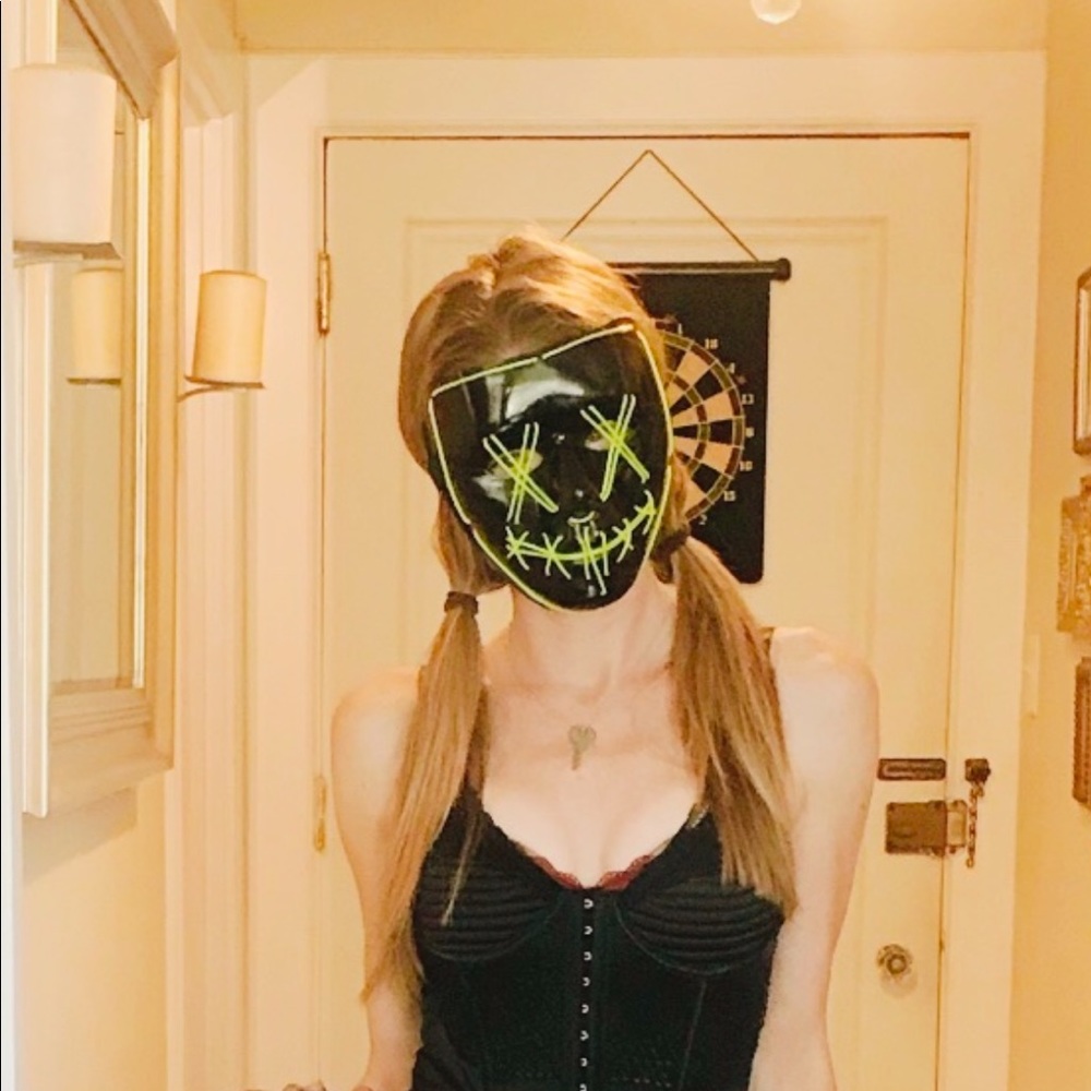 Meet your Posher, Paula